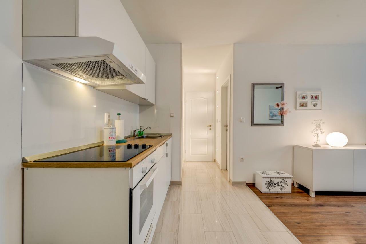 Apartment Zara สปลิท ภายนอก รูปภาพ