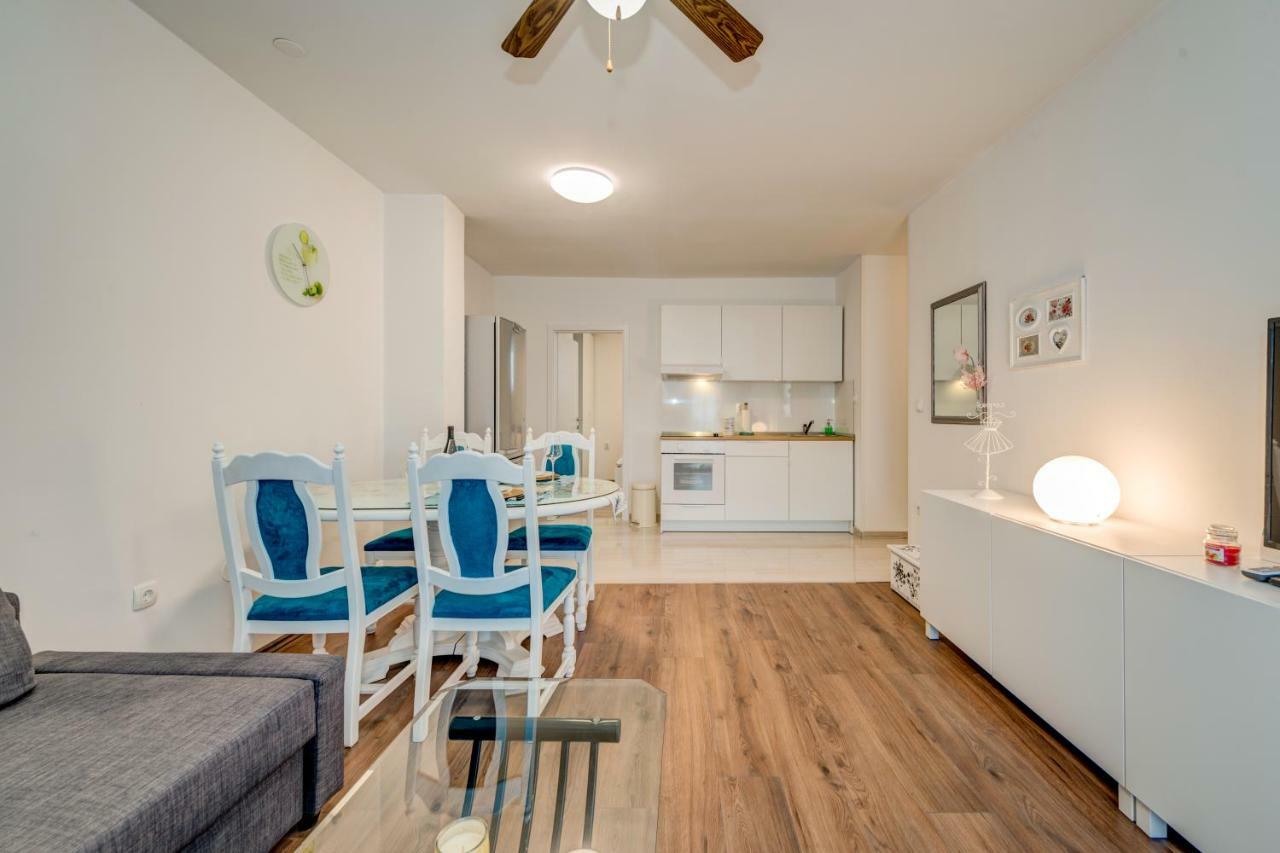 Apartment Zara สปลิท ภายนอก รูปภาพ